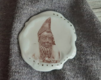 White Handmade Pottery Brooch with Garden Gnome Image, Nostalgic Pottery Brooch