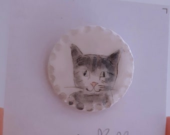 Hand Painted Ceramic Tabbby Cat Brooch, Pretty Ceramic Cat Brooch, Cat Mama Brooch, Tabbie Pin