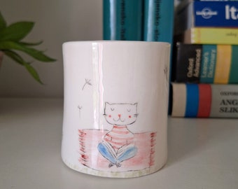 Handgetöpferter Keramik Übertopf mit Katze und Pusteblumen, Geschenk für Bücherwurm, Übertopf für Tochter