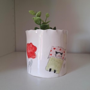 Maceta de cerámica hecha a mano con forma de gato: Maceta de cerámica con forma de flor de amapola