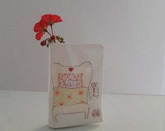 Little Hand Painted Bud Vase with Cat Sleeping in Bed, Illustrated Cat Vase, Cute Cat Vase