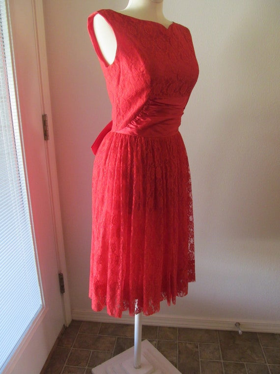 Vintage 1950s 1960s Red Lace Party Dress Swing Pi… - image 3