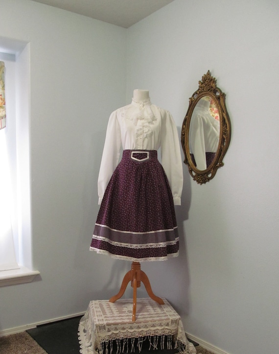 1970s Vintage Jessica's Gunnies Prairie Skirt Burg