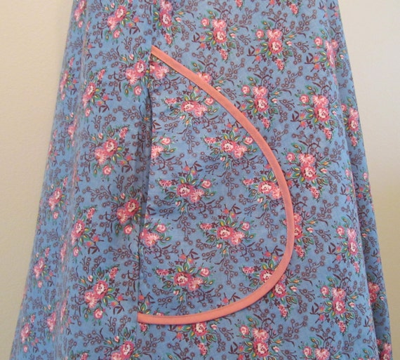 Late 1960's 1970's "Tent" Dress in Blue Floral Co… - image 3