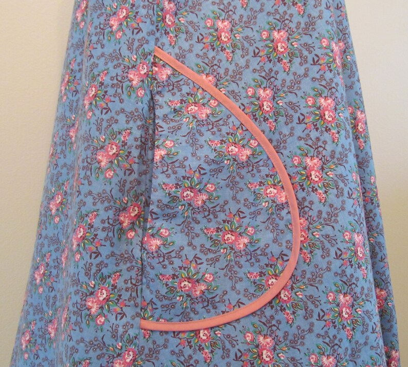 Late 1960's 1970's Tent Dress in Blue Floral Cotton Calico with Big Pockets image 3