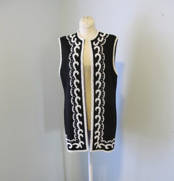 1960s Lilli Ann Black And White Beaded Sweater Ve… - image 1