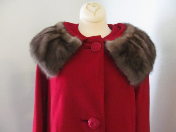 Vintage 1950s 1960s Dark Red Wool Coat With Mink … - image 6