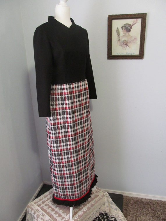 Vintage 1960s 1970s Black, Red, and White Plaid M… - image 4