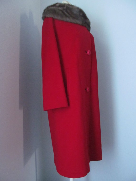 Vintage 1950s 1960s Dark Red Wool Coat With Mink … - image 3