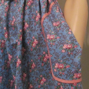 Late 1960's 1970's Tent Dress in Blue Floral Cotton Calico with Big Pockets image 2