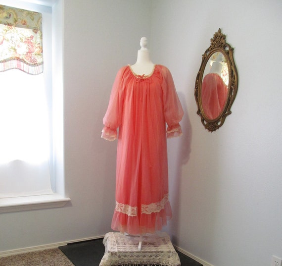 Vintage 1950s 1960s Coral Lingerie Nightgown And P
