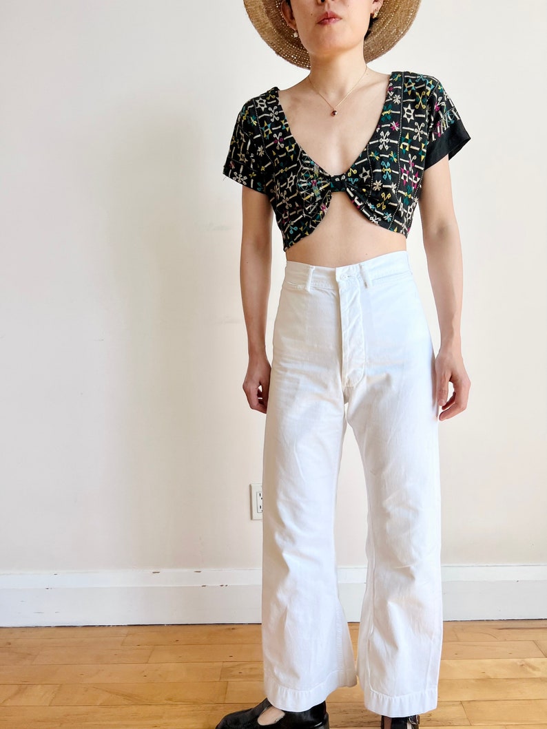 Vintage black cotton embroidered crop top image 3