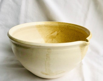 Vintage Studio Pottery Pouring bowl