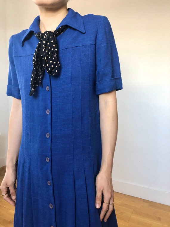 1970s vintage blue linen button down pleated dres… - image 1