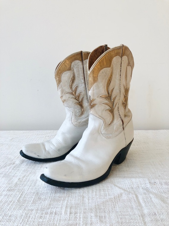 Vintage acme womens 2025 cowboy boots