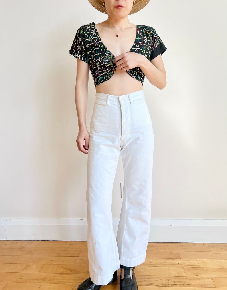 Vintage black cotton embroidered crop top image 2