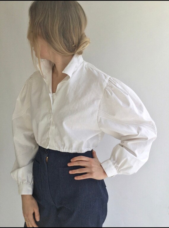 white puff sleeve shirt