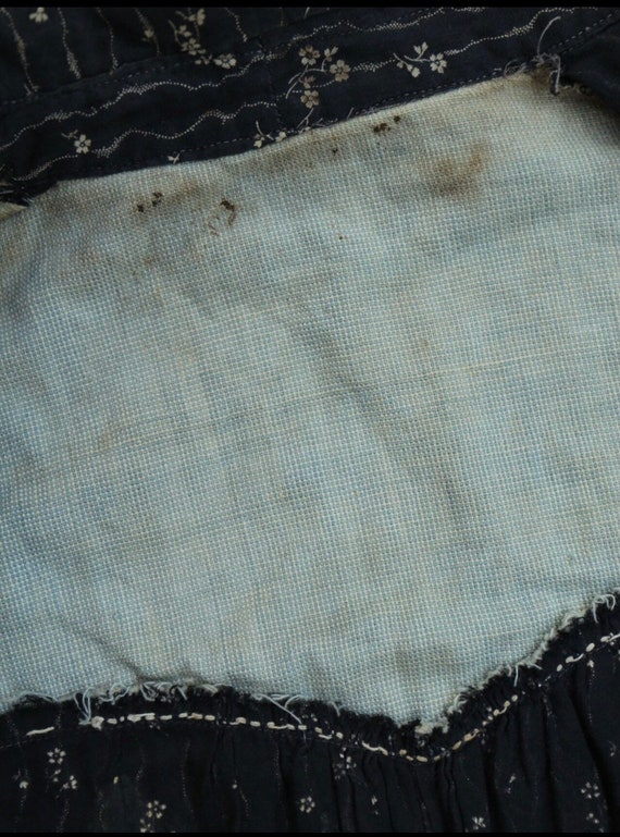 Antique Edwardian black calico cotton blouse - image 9