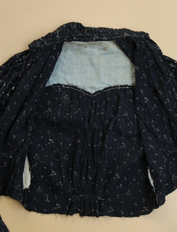 Antique Edwardian black calico cotton blouse - image 8