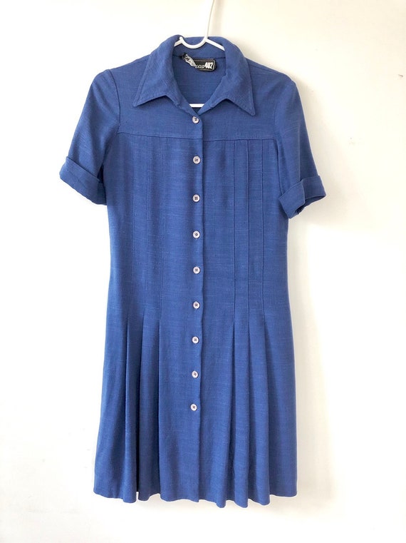 1970s vintage blue linen button down pleated dres… - image 5