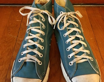 usa chuck taylors