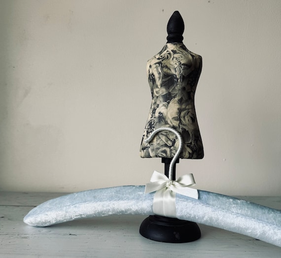 Light Blue Velvet Wedding Hanger | Luxury Padded Bridal Hanger | Something Blue Wedding Gift | Bridesmaid Dress Hanger