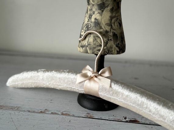 Luxury Velvet Wedding Hanger