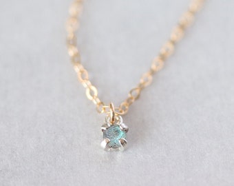 Dainty Labradorite Necklace - Gemstone Necklace - Labradorite Jewelry - Labradorite Pendant