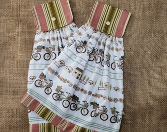 2 Kitchen Hanging Towels - Bicycles to Market Striped Mauve Green Yellow