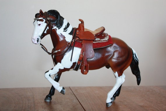 Bay Tobiano Breyer Ranch horse with handmade saddle set