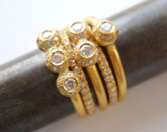 Diamond Stacking Ring Set di 3, 18K e 22K oro, anelli di diamanti bianchi naturali, gioielli da sposa, anelli di nozze impilabili, anelli fatti a mano