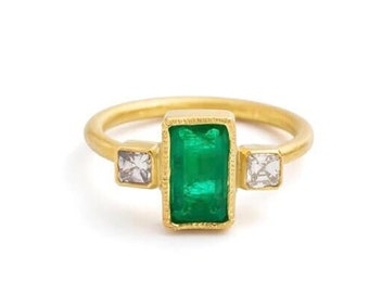 22K Women's Natural Green Emerald and Natural Diamond Trilogy Ring, Luxury, Engagement Ring, One Of A Kind, Gift for Girlfriend, Unique