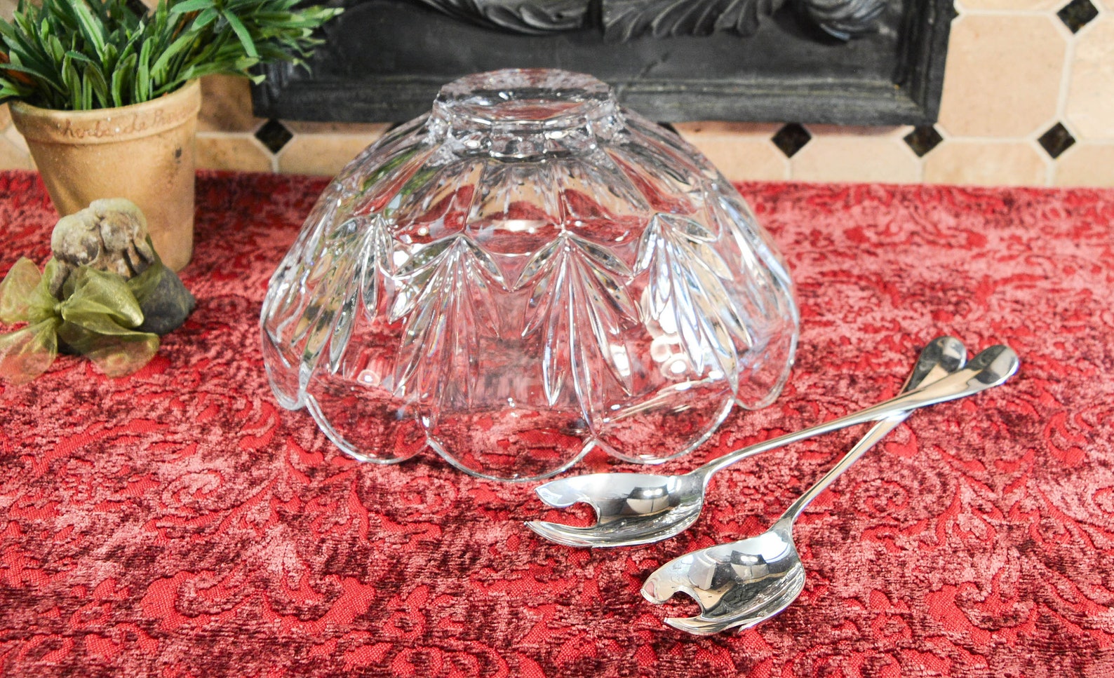 Large Crystal Serving Bowl Scalloped Edge Bowl Pedestal Etsy