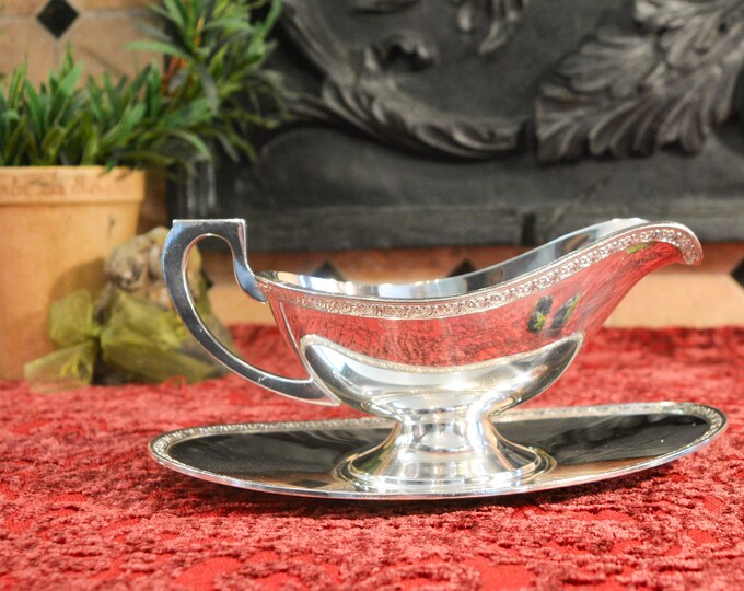 Silver Plate Gravy Boat With Under Plate Two Piece Serving Etsy