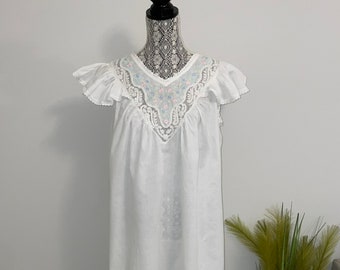 Hidden Fantasies 100% Cotton Short Sleeve White Nightgown, Green, Pink, Blue, Yellow Floral Embroidery Lace Accents M