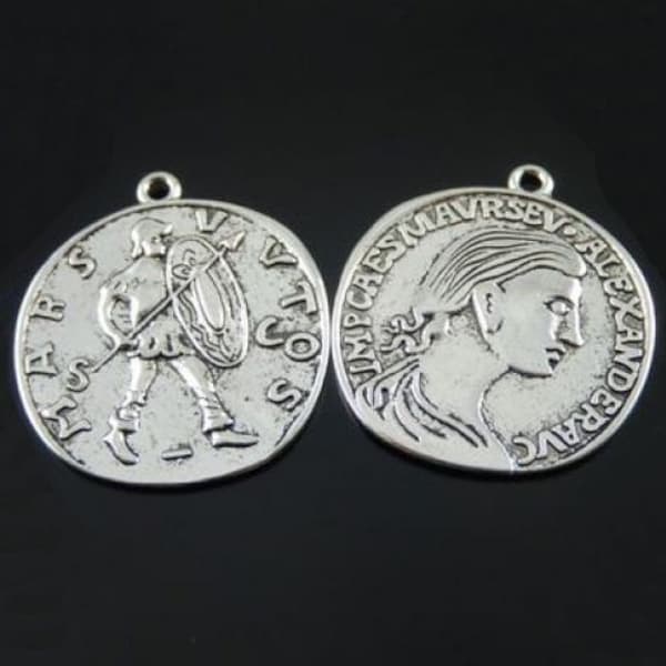 ABJ008 - Caesar Roman Soldier Coin Charm Pendant Pendant in Tibetan Silver Plate