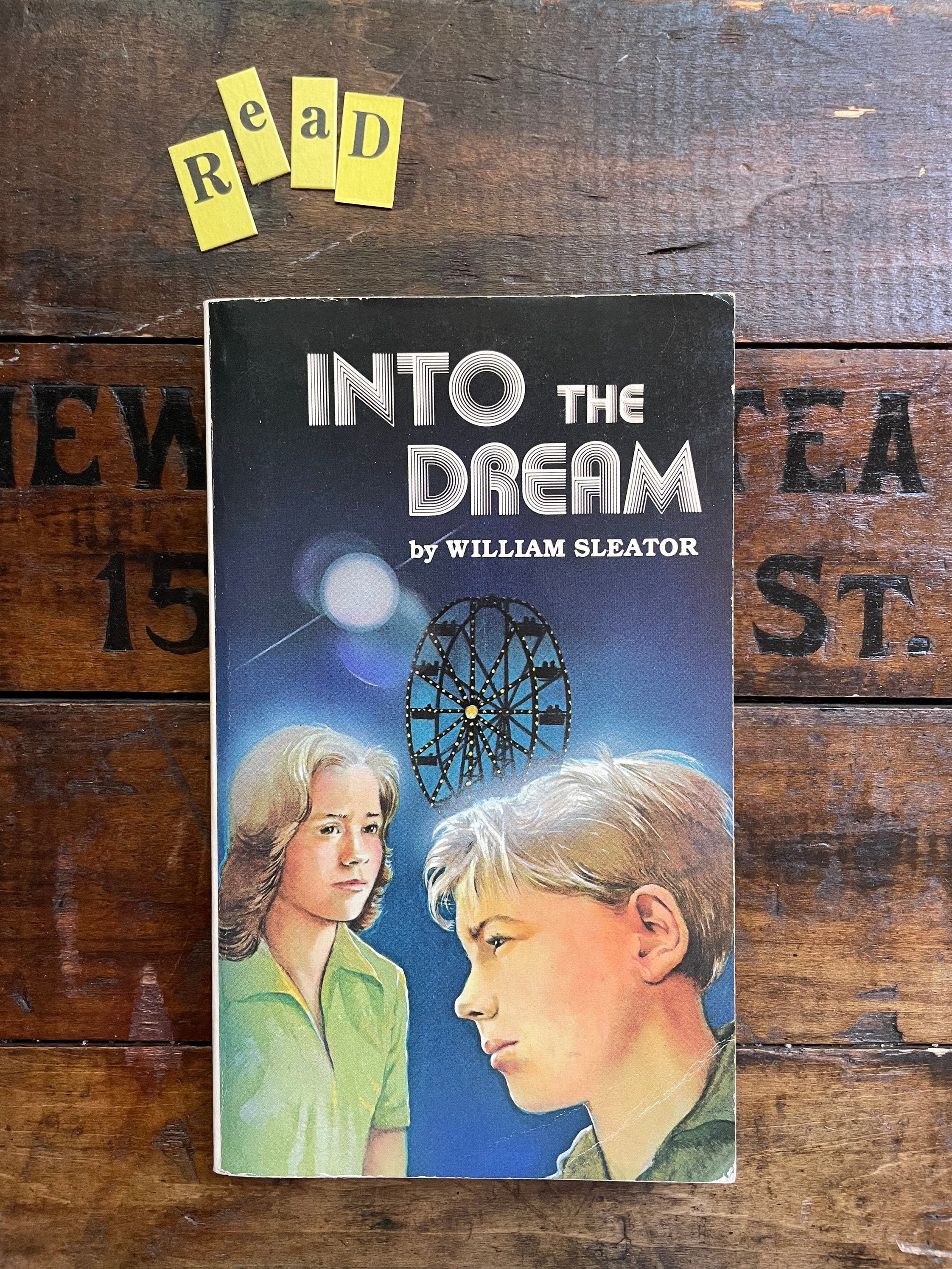 The Night the Heads Came by William Sleator The Night the Heads Came by William Sleator