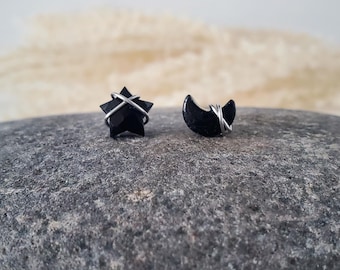 Pendientes de botón de turmalina negra y ónix, pendientes de luna y estrella, pendientes de estrella de ónix negro, pendientes minimalistas, pendientes de acero inoxidable