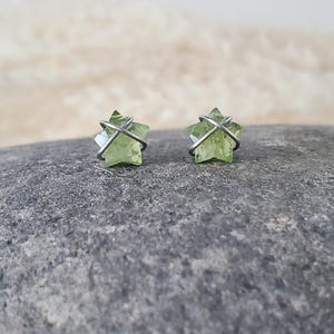 Peridot Stud Earrings, Peridot Star Earrings, August Birthstone, Minimalist Earrings, Stainless Steel Earrings, Celestial Earrings