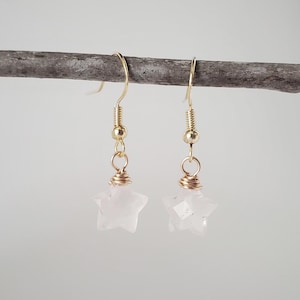 Rose Quartz Star Earrings, Rose Quartz Earrings, Gold Earrings, Star Earrings, Dangle Earrings, Wire Wrapped Jewelry, Star Lover Jewelry