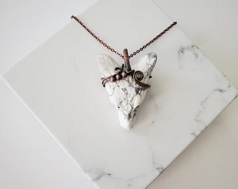 Howlite Wolf Necklace, Wire Wrapped Wolf Necklace, Howlite Necklace, Copper Necklace, Wolf Lover Necklace, Wolf Lover Gift