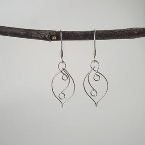 Wire Wrapped Leaf Earrings, Simple Leaf Earrings, Silver Wire Earrings, Bohemian Earrings, Boho Jewelry, Wire Wrapped Jewelry