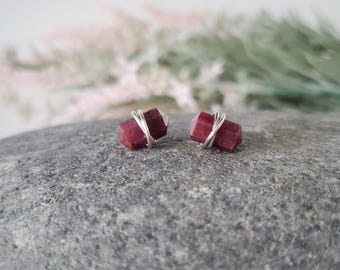 Ruby Stud Earrings, Ruby Point Earrings, July Birthstone, Minimalist Earrings, Stainless Steel Earrings, Gold Earrings, Small Earrings