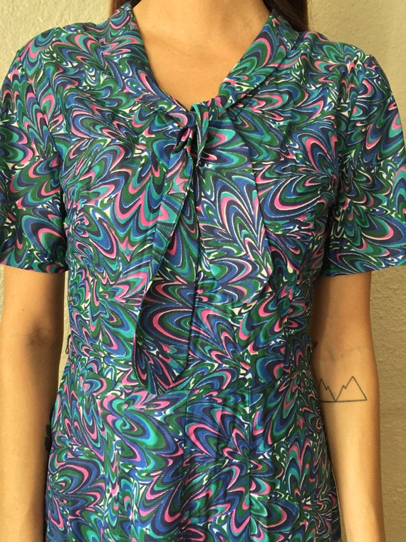 Late 50s Early 60's Day Dress with Neck Tie // Psy