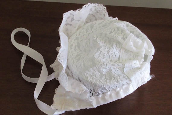 white baby bonnet, baby lace bonnet, baptism bonnet, baby girl white lace bonnet, bonnet, baby blessing hats, christening bonnet