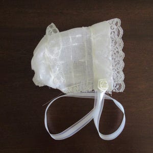 Baby bonnet, White Lace bonnet, Newborn bonnet, Baptism hat, Christening hat, Newborn Hat, christening bonnet, baptism bonnet, blessing hat