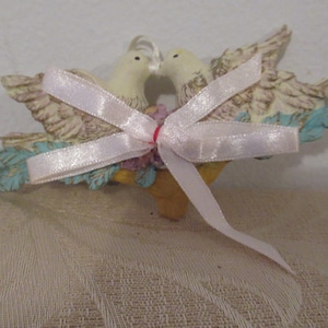 Dove ornament, kissing doves, valentines love birds, two turtle doves, love birds, 2 birds, two doves