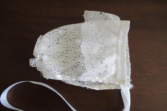 bonnet, baby girl bonnet, baby lace bonnet, baptism bonnet, baby girl white lace bonnet, christening bonnet, baby blessing hat, newborn
