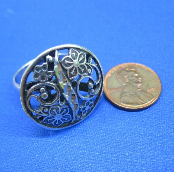 Unusual gift for wife Russian filigree jewelry vin