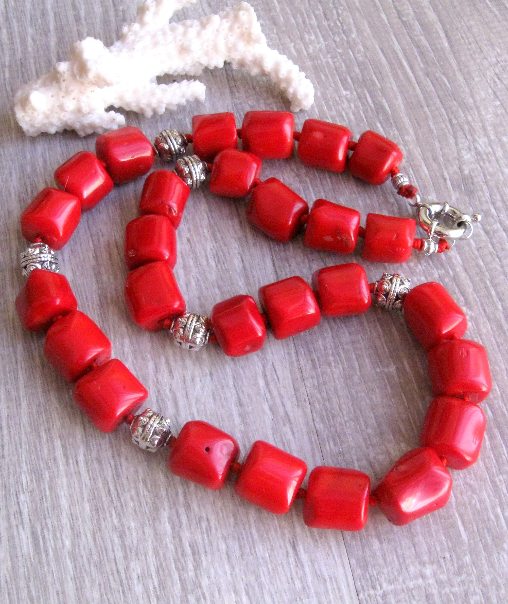 Large red coral necklace deals
